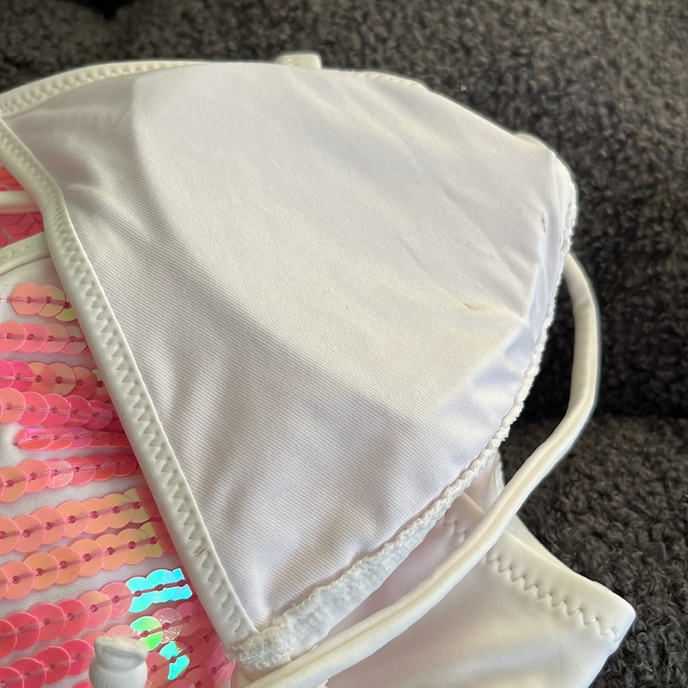 String Bikini - image 7